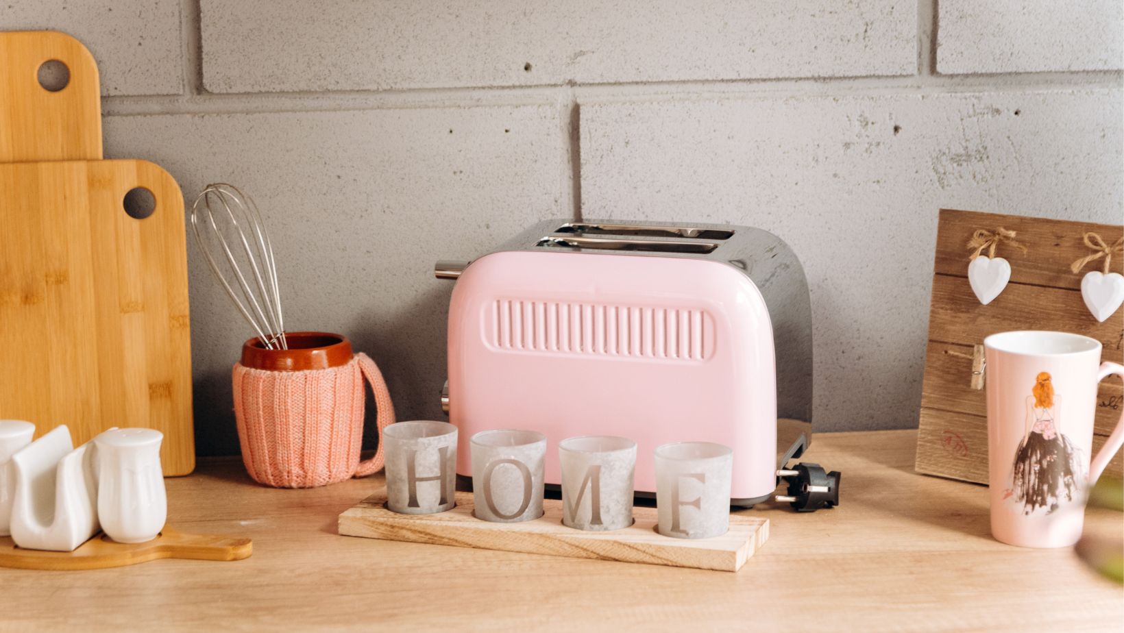 The Ultimate Guide to Retro Kitchen Appliances